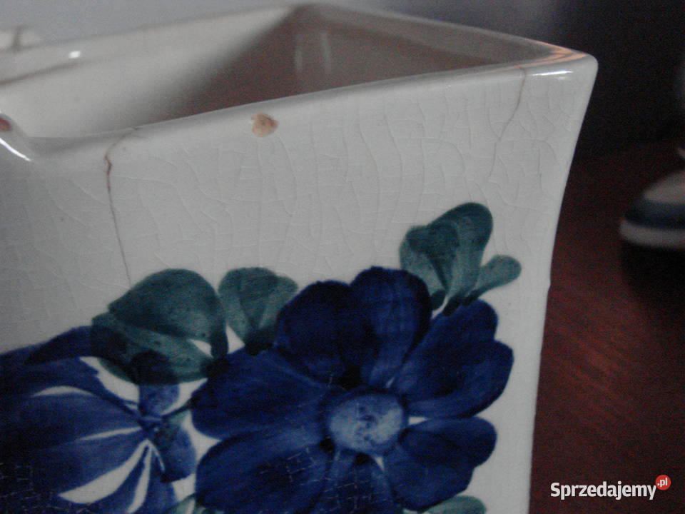 Włocławek fajansowy ścienny pojemnik na