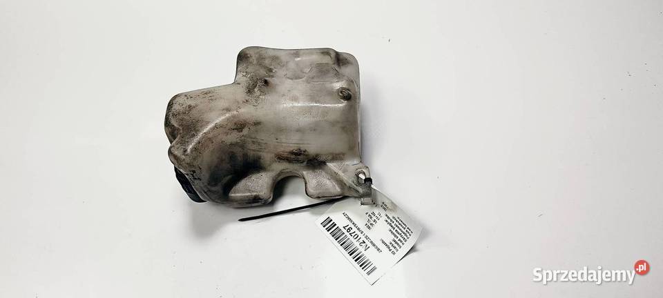 ZBIORNICZEK SPRYSKIWACZY OPEL ASTRA F 0023935