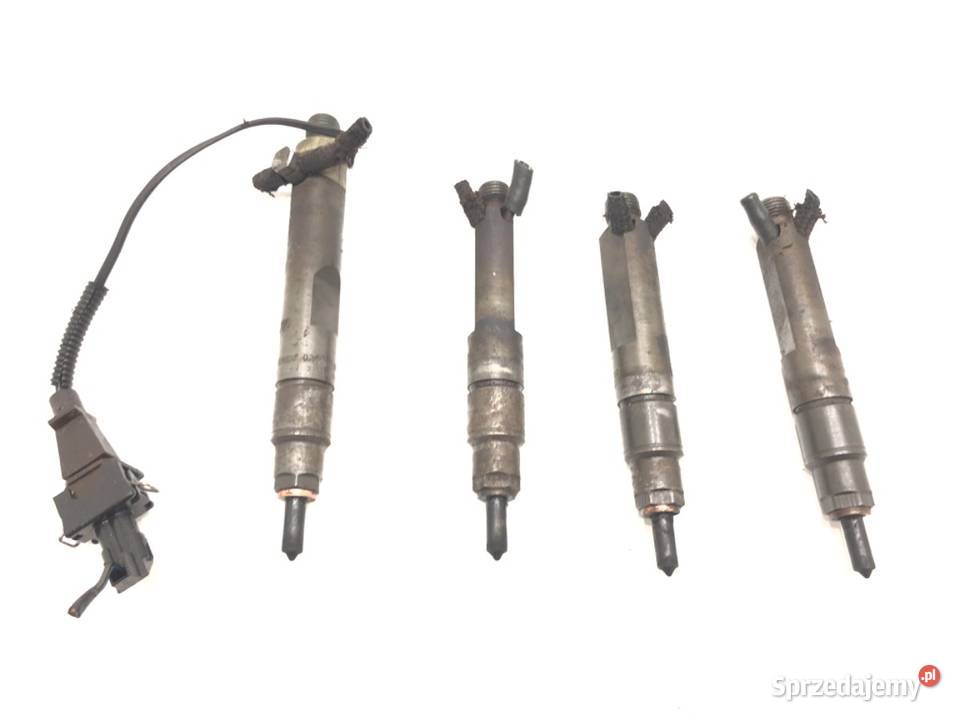 WTRYSKIWACZE KOMPLET AUDI A3 8L 028130202Q 19 90 sprzedam