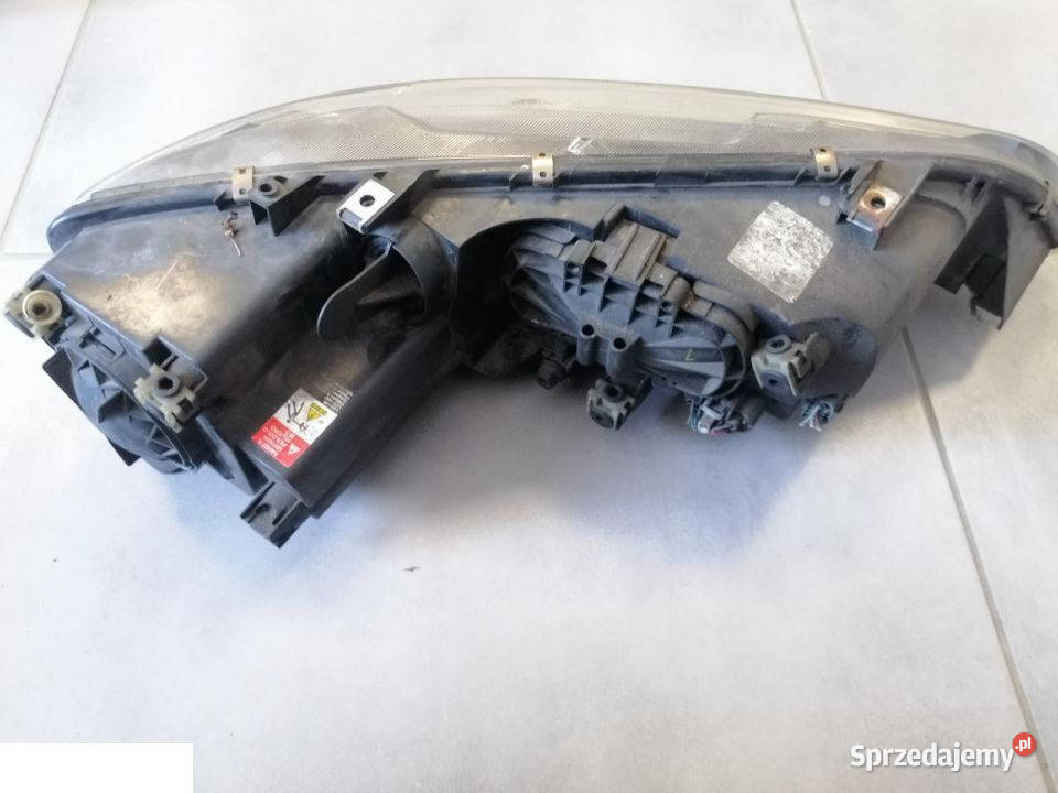 Mazda 6 2006 lift reflektor lewy przód xenon osobowe Kozubszczyzna