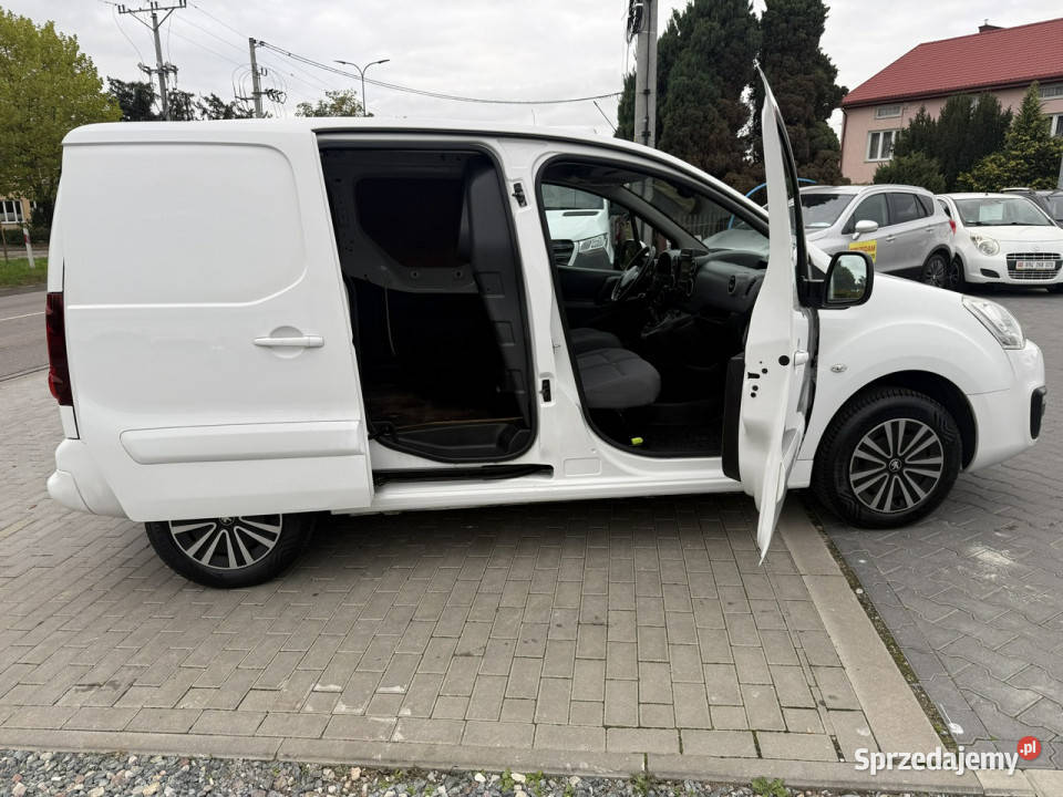 Peugeot Partner Peugeot Partner Lift 16HDi 2015r elektryczne lusterka