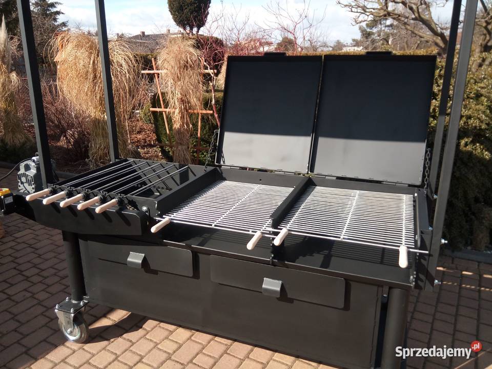 Grill gastronomiczny cateringowy na szaszłyki Damasławek