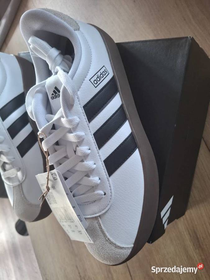 Adidas cort Moda i Styl Sulbiny sprzedam