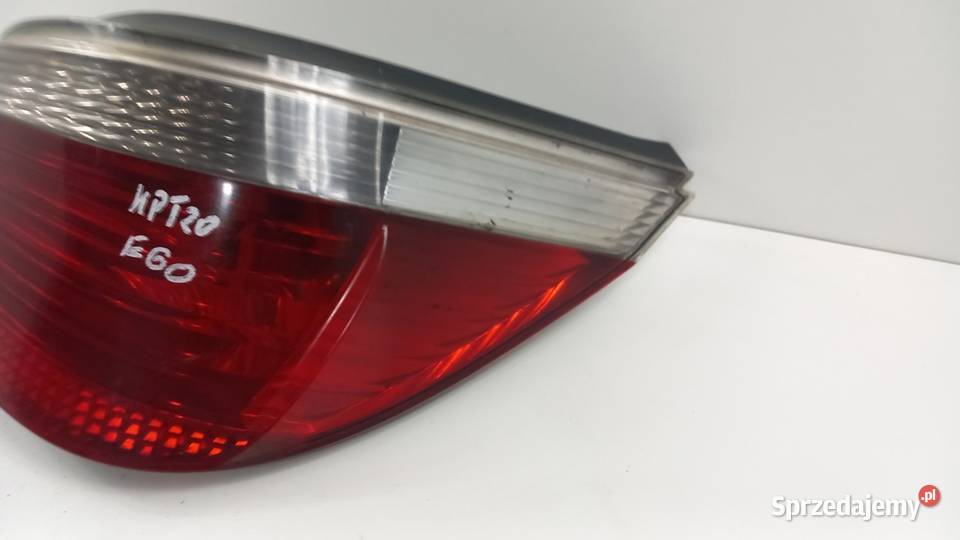BMW E60 LAMPA TYŁ PRAWA Zbierkowo