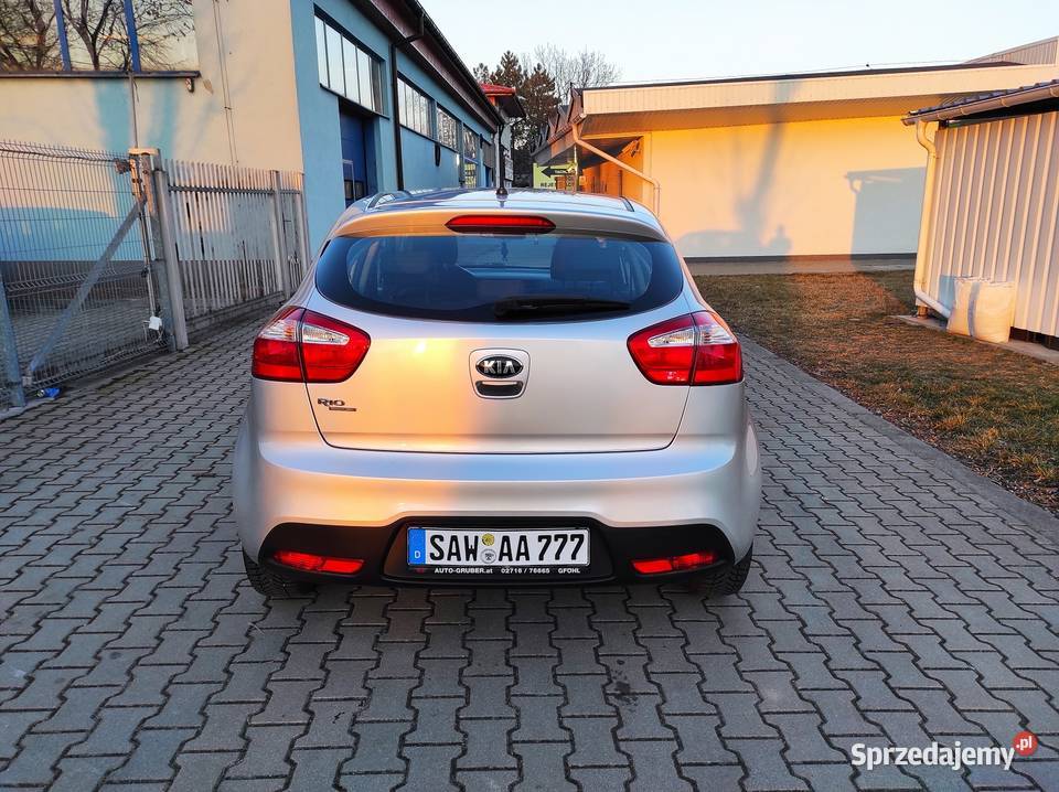 Kia Rio III 12 85 2013 r 149000 Motoryzacja Słomniki