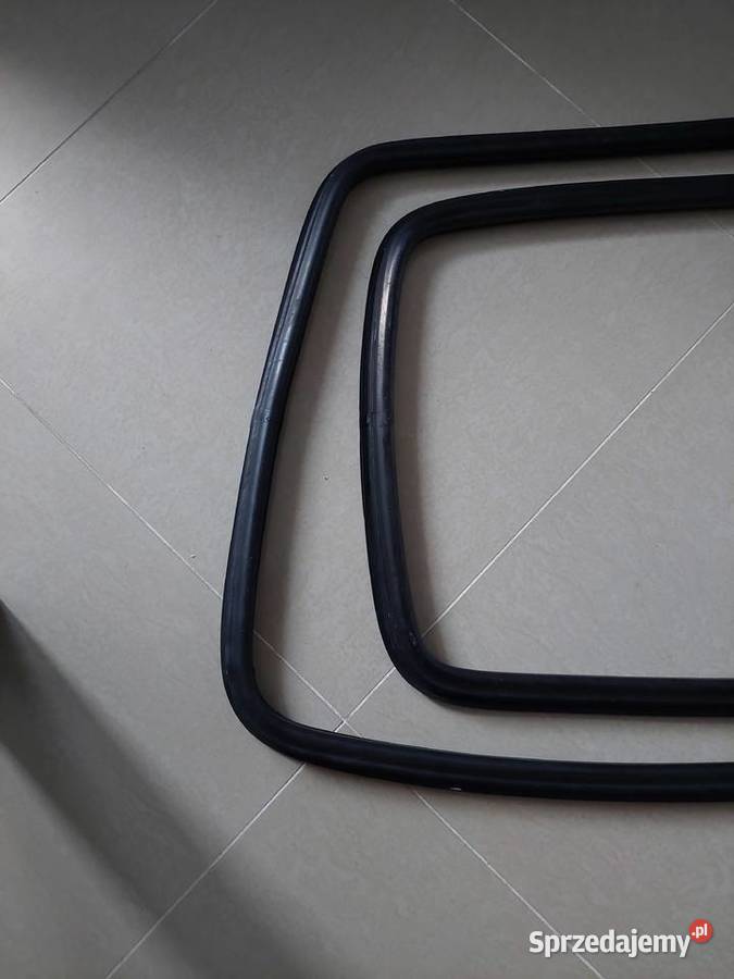 Orginalne Uszczelki na klin fiat 126p I seria Części samochodowe Mysłowice