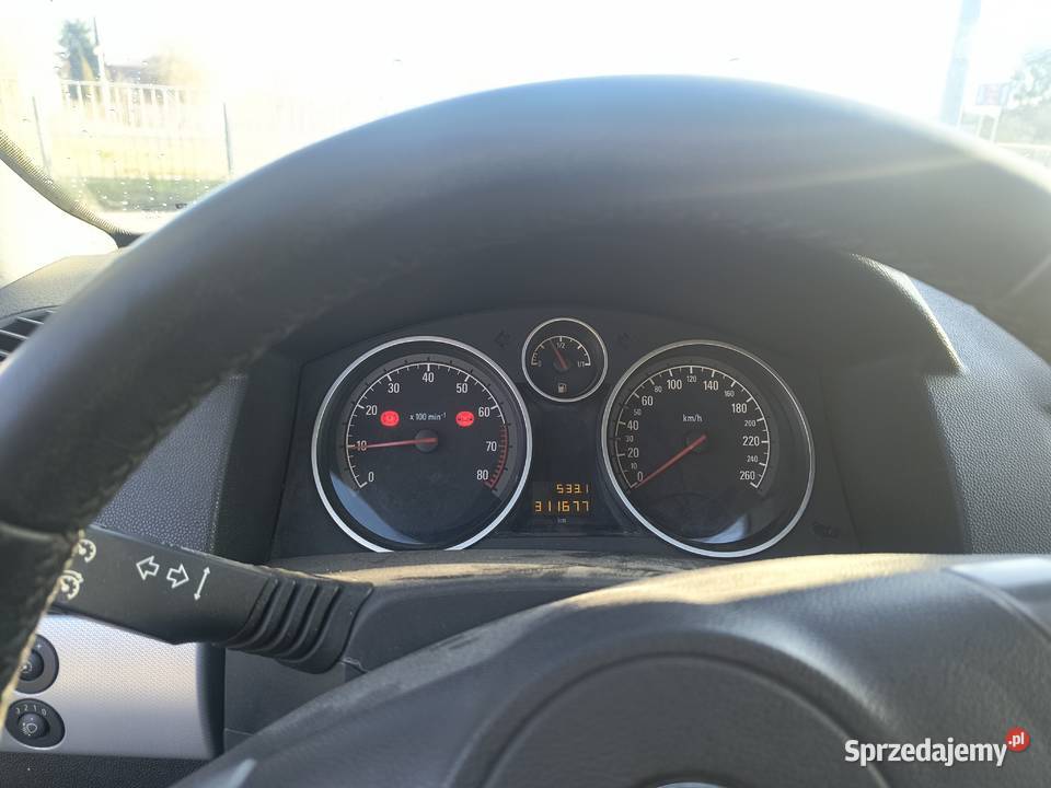 Opel Astra H GTC 16b lpg Astra Jabłonna-Majątek sprzedam