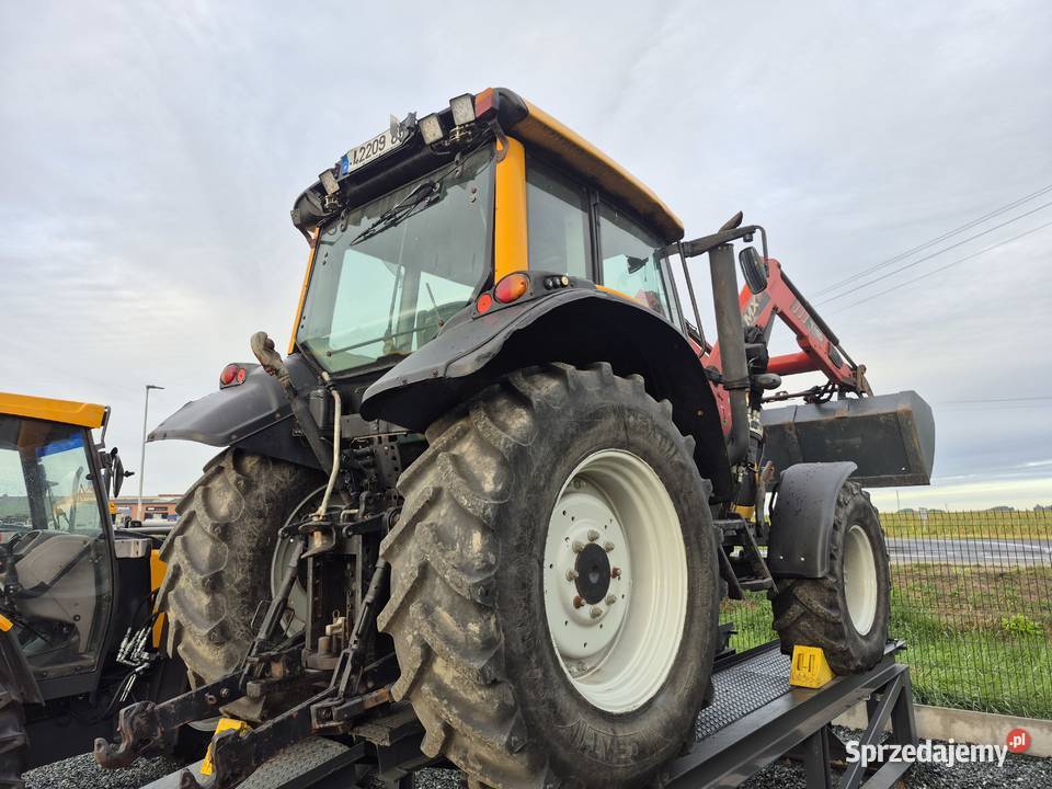 Valtra N82 z Turek Mailleux stan silnik sisu co