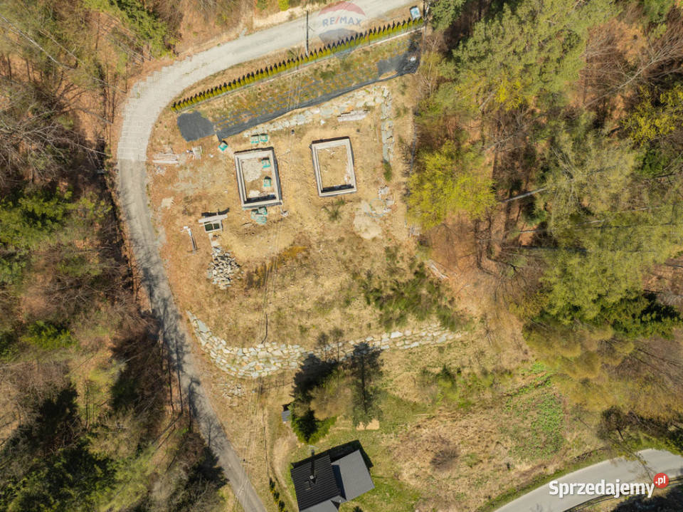 DZIAŁKA BUDOWLANA Z ROZPOCZĘTĄ BUDOWĄ 2 DOMKÓW budowlana Sidzina