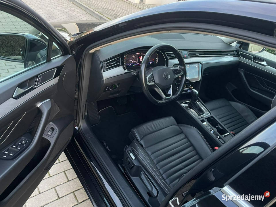 Volkswagen Passat 20tdi 190 2021r lift Virtual Strobice