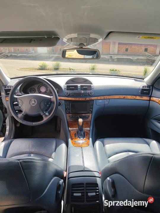 MercedesBenz w211 e500 V8 nieuszkodzony Klasa E Białystok