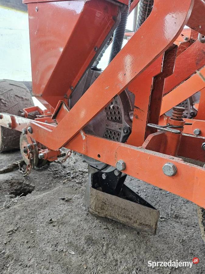 Siewnik pneumatyczny precyzyjny Stanhay 4 sekcje nieuszkodzony Iwanowice Włościańskie