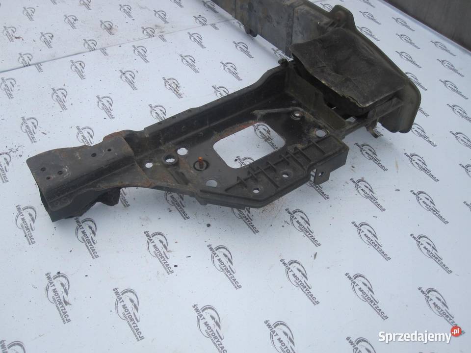 HYUNDAI i40 13r pas przód osobowe