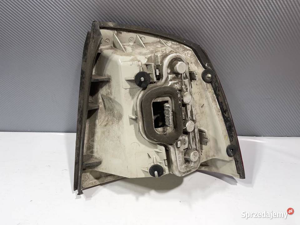 OPEL ASTRA II LEWA LAMPA TYŁ Oświetlenie Ostroróg sprzedam