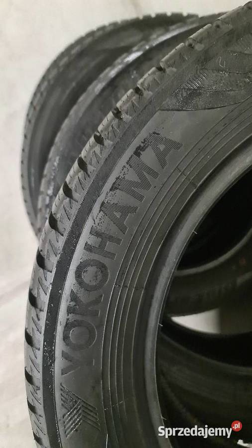 Sprzedam używane zimowe opony Yokohama 22555R17