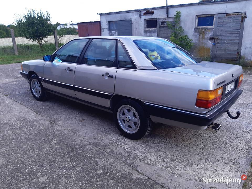 Audi 100 C3 23 Lpg Rarytas światła przeciwmgielne Nidzica sprzedam