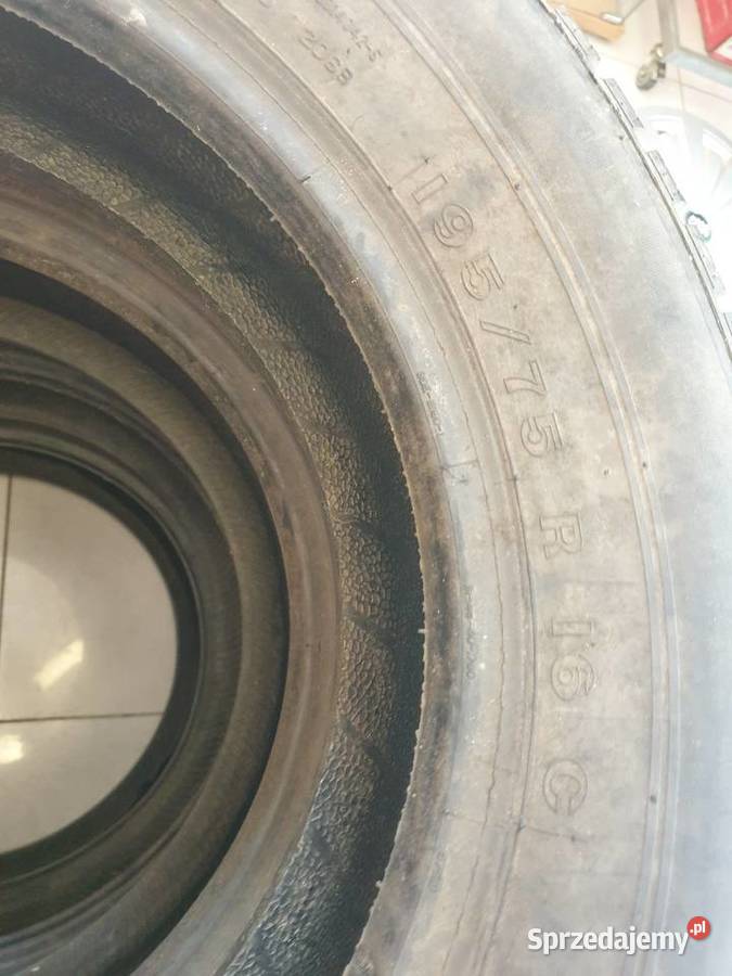 Opona Firestone CV300 19575R16C Samochodowe