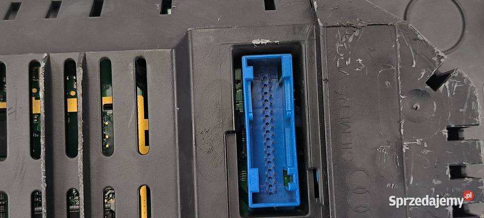 LICZNIK ZEGAR AUDI A8 D3 4E0920900E Lipno