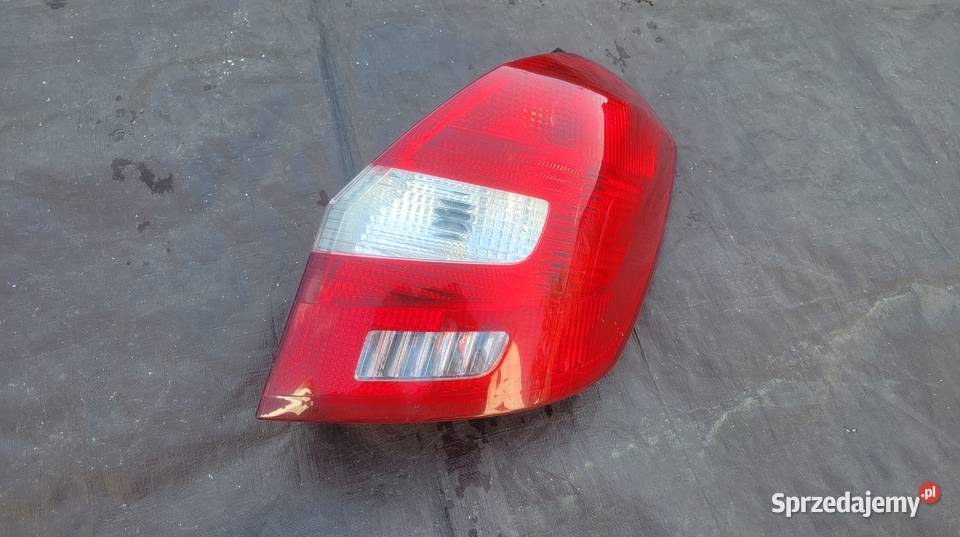 SKODA FABIA II LAMPA PRAWA TYLNA TYŁ 5J6945096 Ruda Śląska sprzedam