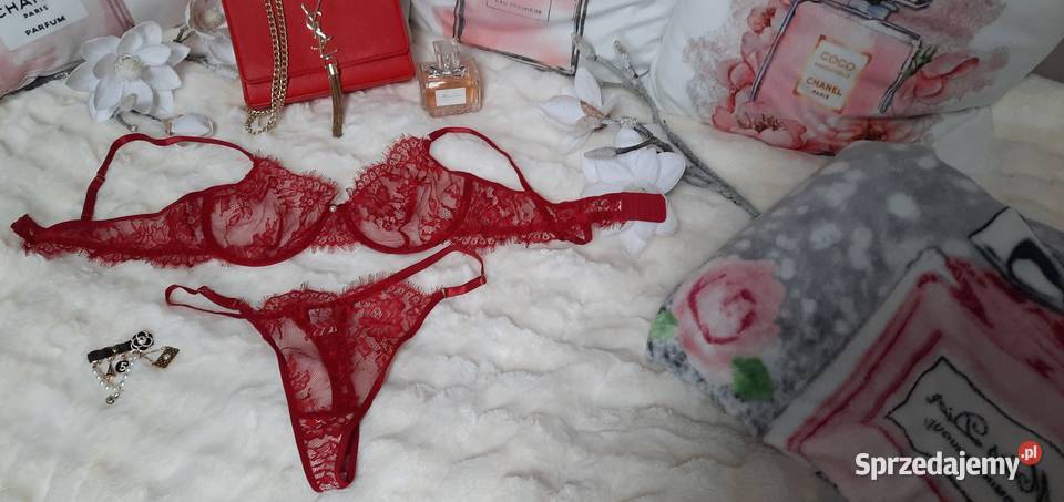 zmysłowy komplet bielizny stanik stringi Warszawa