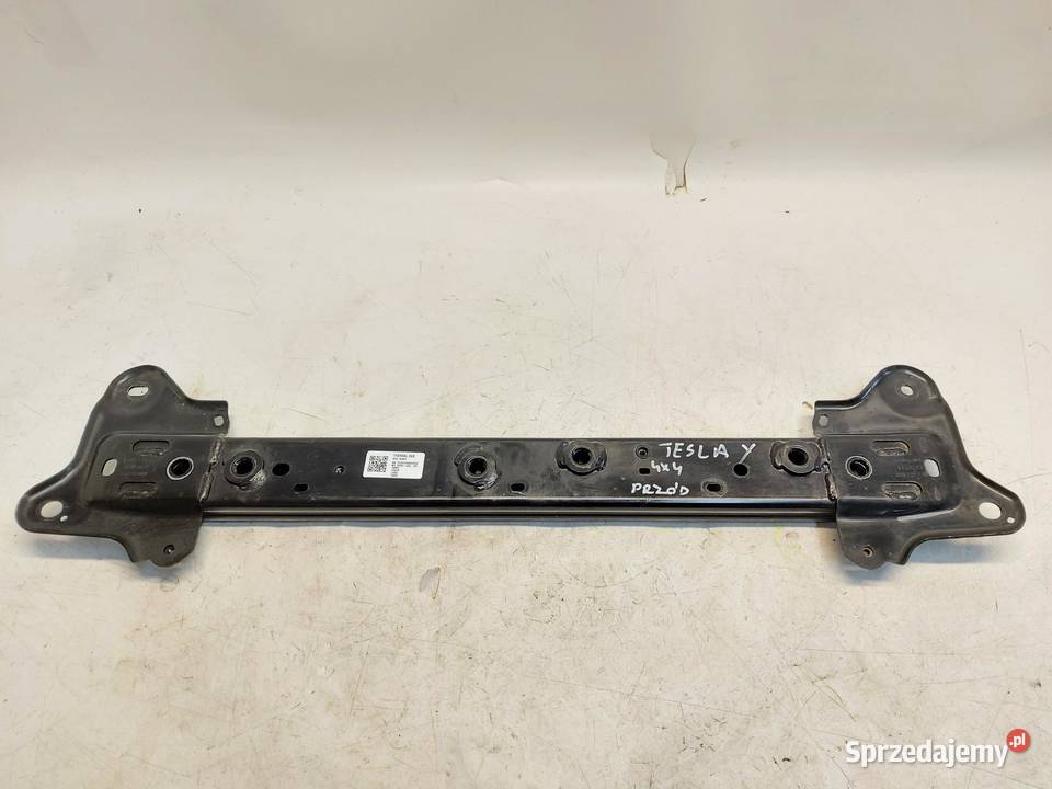 TESLA MODEL Y 2022r BELKA ROZPÓRKA KIELICHÓW