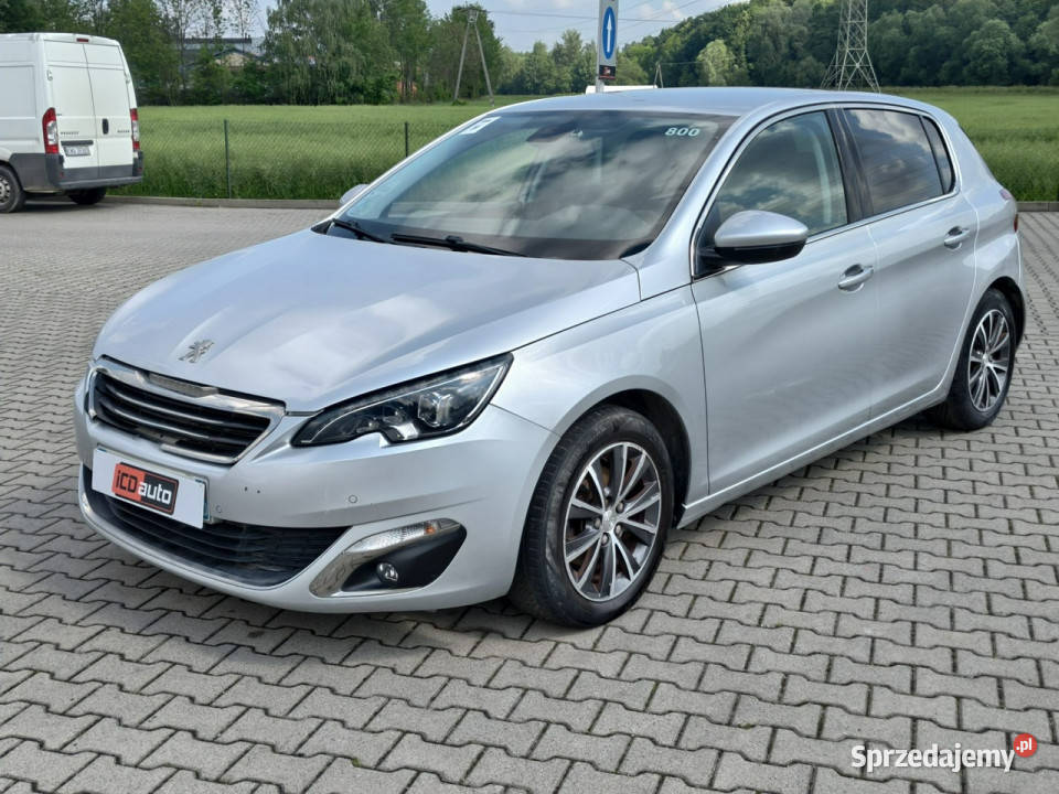 Peugeot 308 12 benzyna 130 6biegów full ledy Kęty
