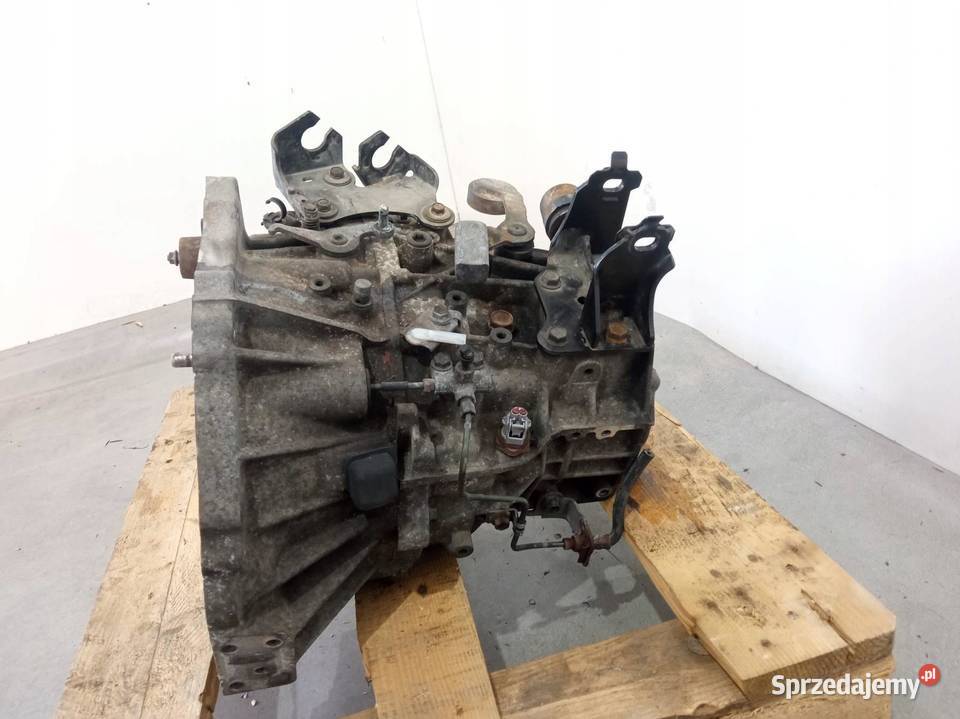 SKRZYNIA BIEGÓW 3311105041 16 16V VVTI Toyota sprzedam