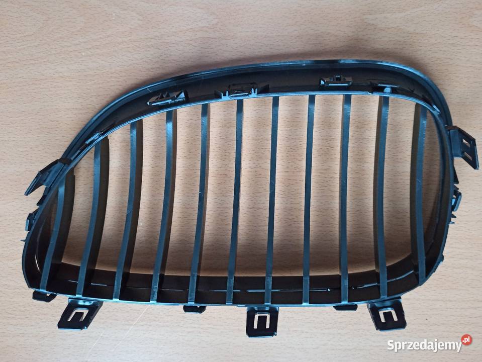 Nowe nerki czarny połysk BMW E60 E61 grill sprzedam