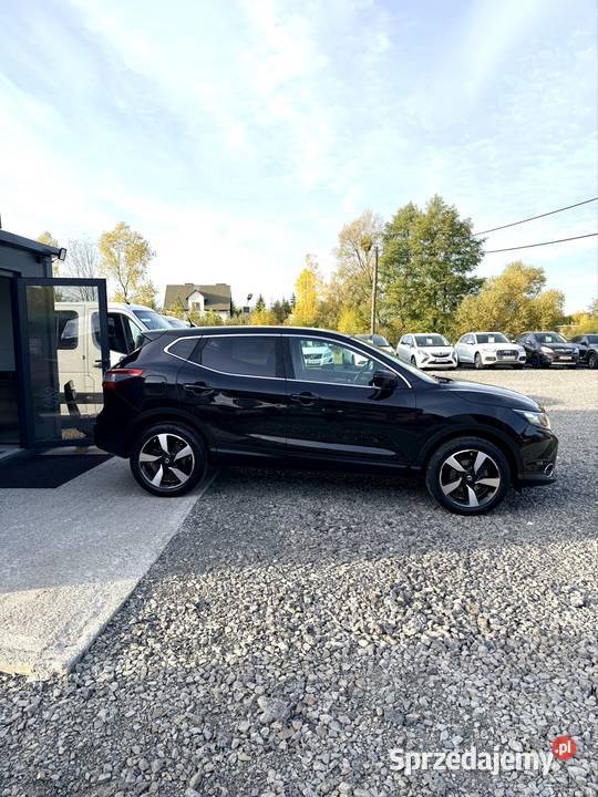Nissan Qashqai 12 benzyna 2017r światła LED Tomaszów Lubelski sprzedam