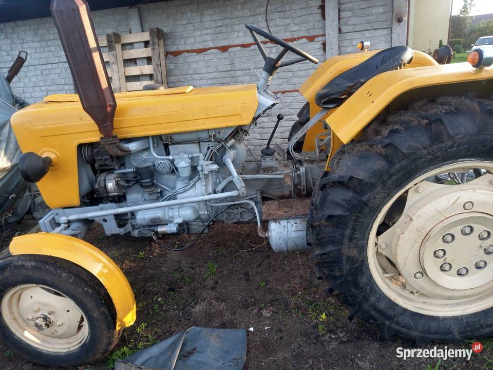 Podnośnik uszkodzony i trochę podnosii kopci Kielce