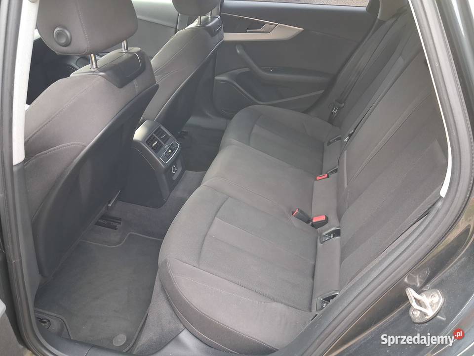 AUDI A4 Avant bezwypadkowy wirtualny kokpit navi nieuszkodzony Miechów