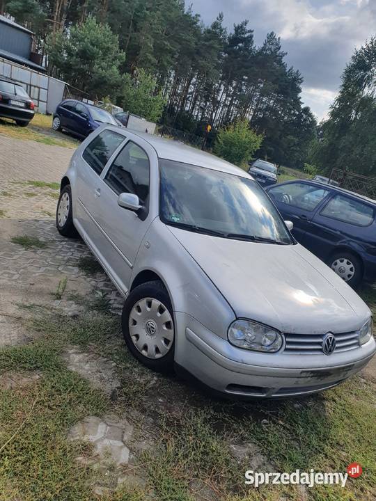 Golf IV 16 16v 2003r Kod lakieru LA7W na części Gostynin