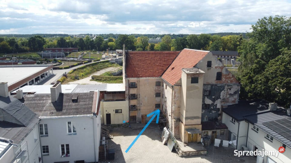 Zabytkowy Budynek Spichlerza w Puławach