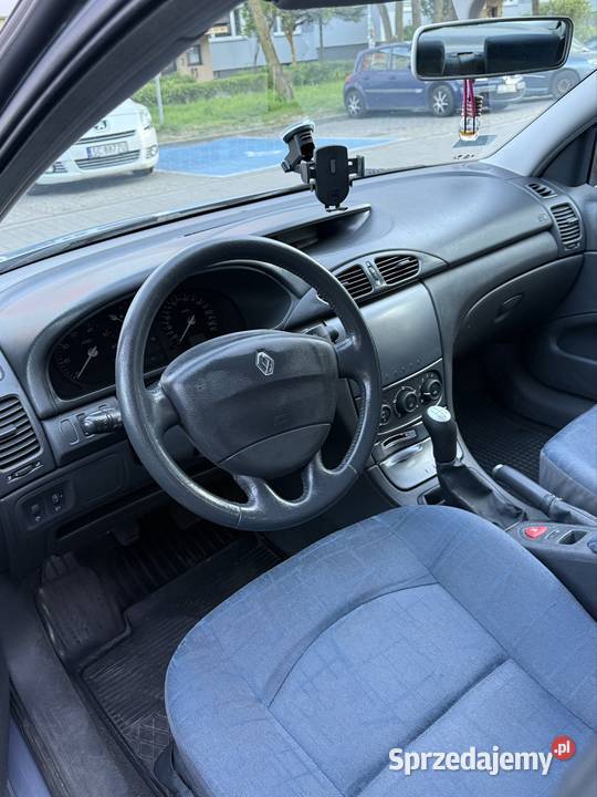 Renault Laguna II18 benzyna 2001 zadbana niski