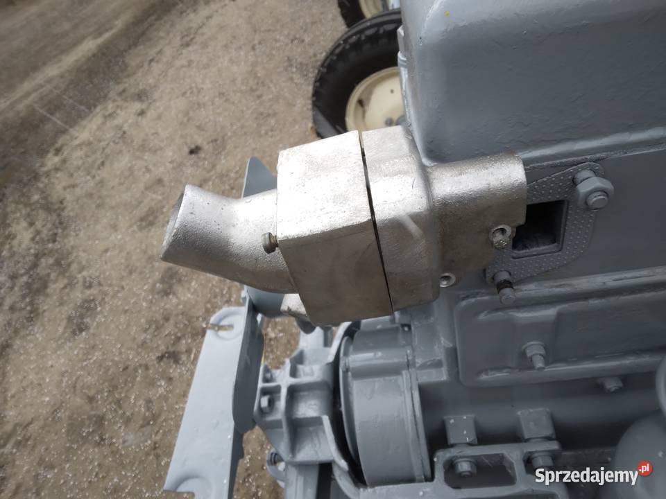 obudowa termostatu termostat ursus C325 nowy Gwizdów