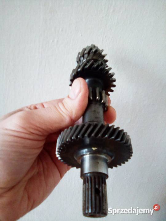 Choinka wałek główny skrzyni biegów Fiat 126p Łańcut