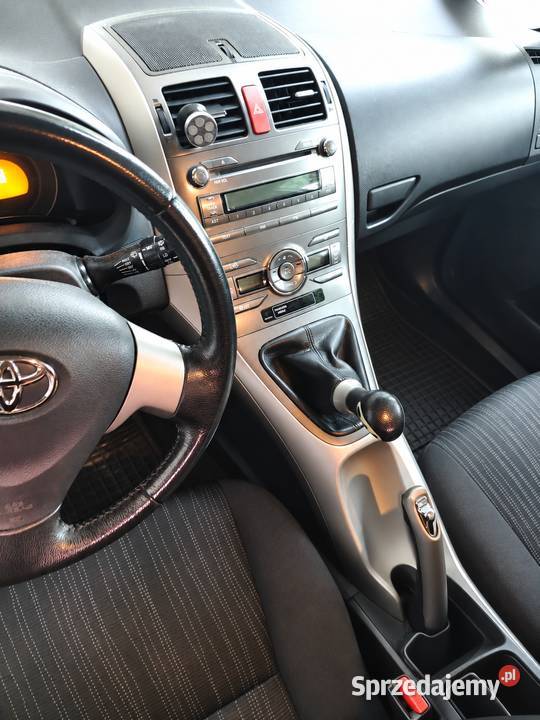 Toyota Auris 14 VVTi 97 LPG automat klima 97KM Nowy Dwór Mazowiecki