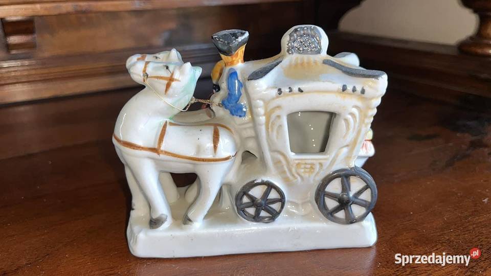 Karoca Figurka porcelanowa pomorskie