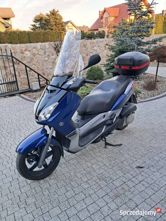 Skuter Yamaha X Nysa