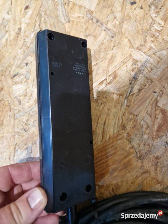 Przedłużacz poczwórny z uziemieniem 10 m czarny wielkopolskie Głogowa