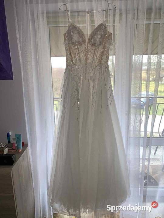 Suknia ślubna Rozmiar 38(M) Osówka