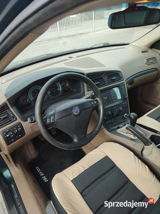 Sprzedam Volvo S60 24d Uwaga To auto nie jest manualna Zduńska Wola