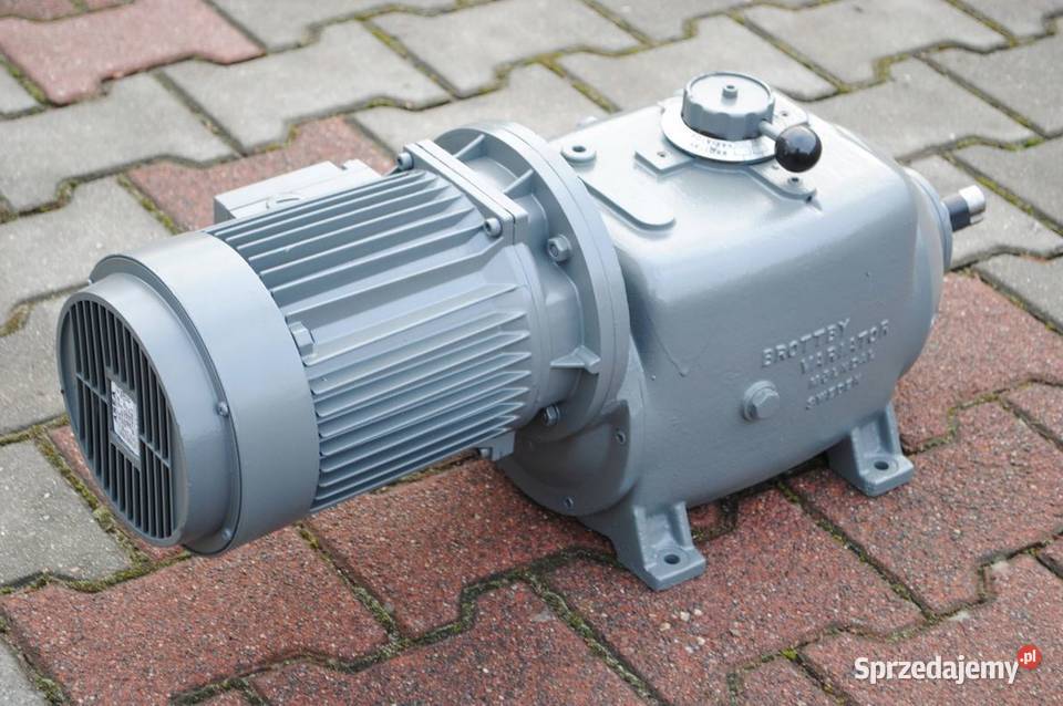 Motoreduktor 22kw z regulacją 5003200obrmin Kargowa