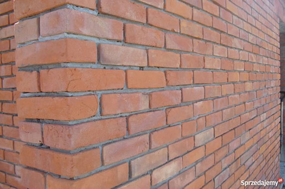 Cegła ręcznie formowana mocna kl 150 NIE