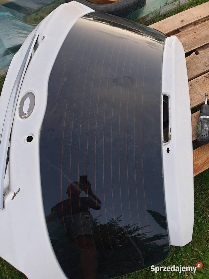 Szyba tył yaris 2015r Liszki