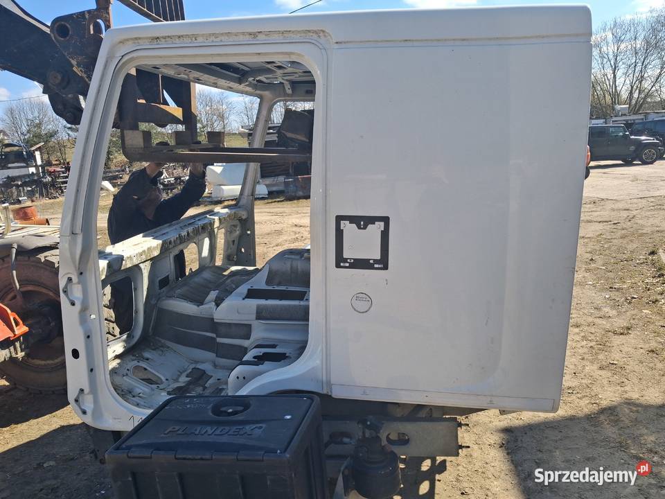 Próg kabiny volvo fl prawy lewy ćwiartka bok Sierakowice