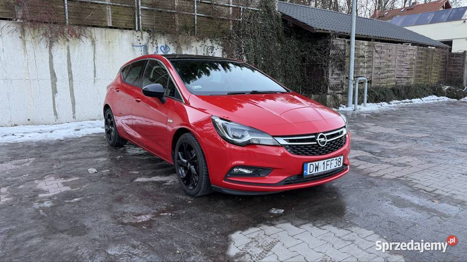 Opel Astra K 16 200 opony i bagazniki sprzedam