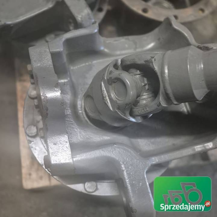 Zwolnica Zwrotnica Piasta Półoś 9700601267 Fendt Wilkowo sprzedam