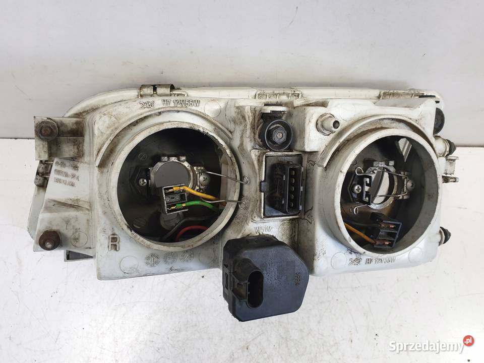 Volvo S40 V40 LIFT PRZEDNIA LAMPA PRAWA europa Rudka