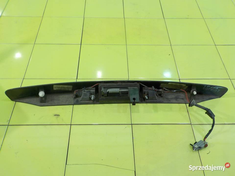 JEEP PATRIOT 20 CRD 08r 5D blenda klapy tyl Suków